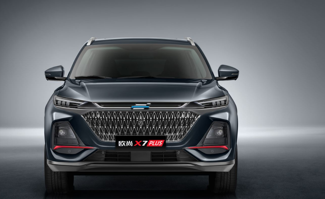 不只是加了个后缀那么简单，长安欧尚X7PLUS空间、动力都上去了