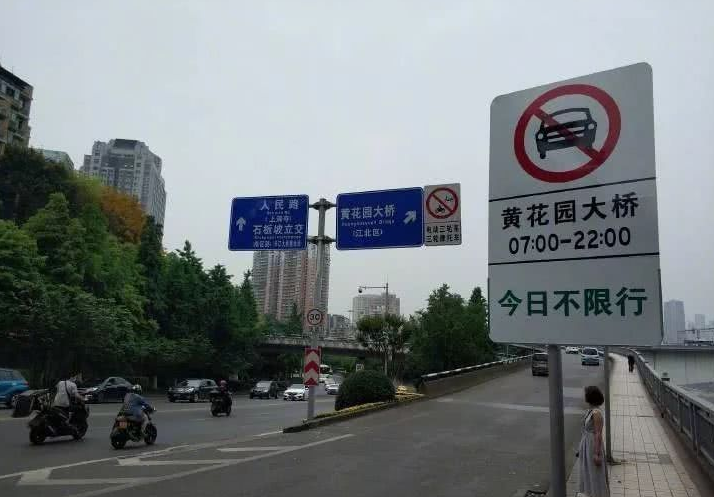 新能源车吐槽声不断，为何有人却说开了新能源车不想开燃油车？