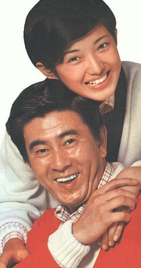 山口百惠：40年前的日本女神，巅峰时嫁人隐退，