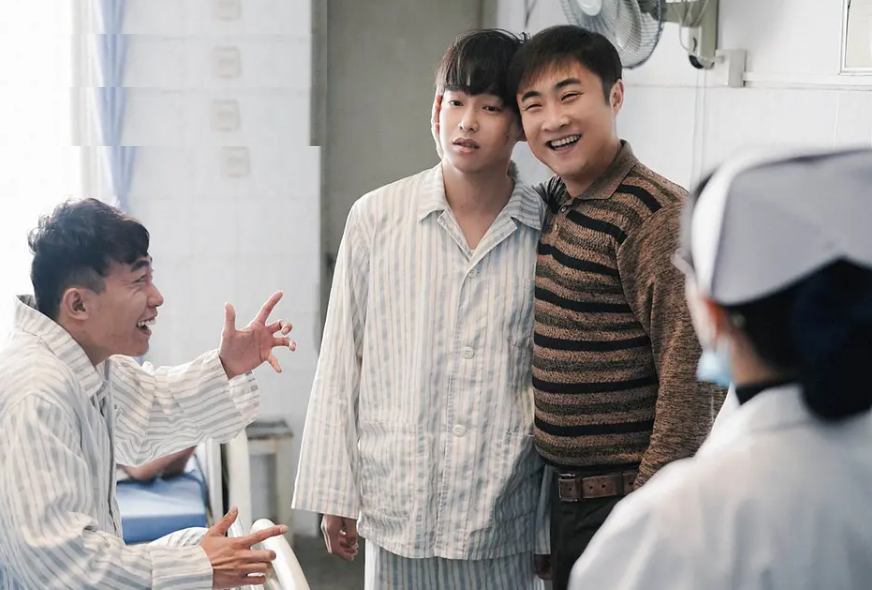 几秒钟笑一次，彭昱畅新片迎来好评不断，首日