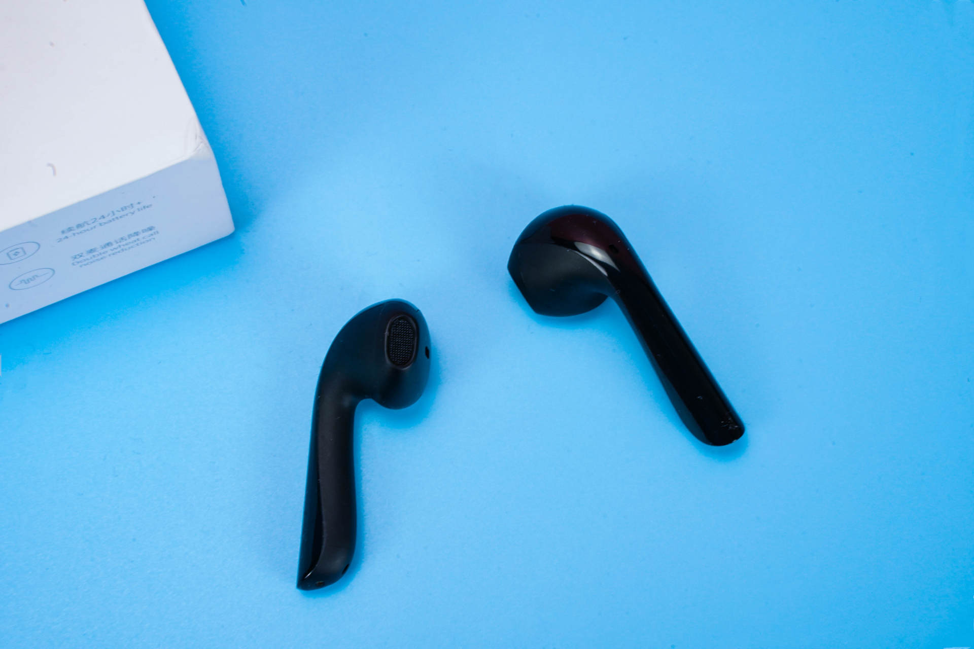 高颜值，升级版JEET ONE蓝牙耳机给你不一样的感受