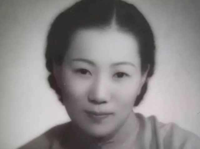 民国渣男翘楚胡兰成：在同学家吃干抹净，却让