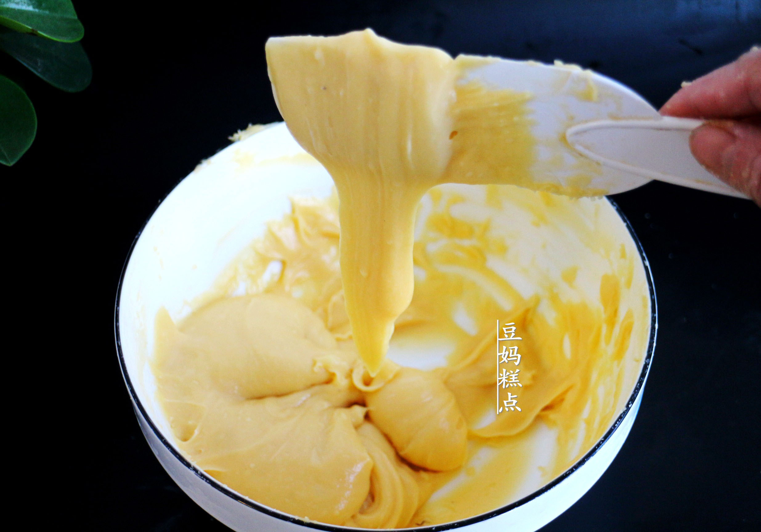 超市15元一斤的泡芙，在家10分鐘就能做一盤，給孩子吃更放心