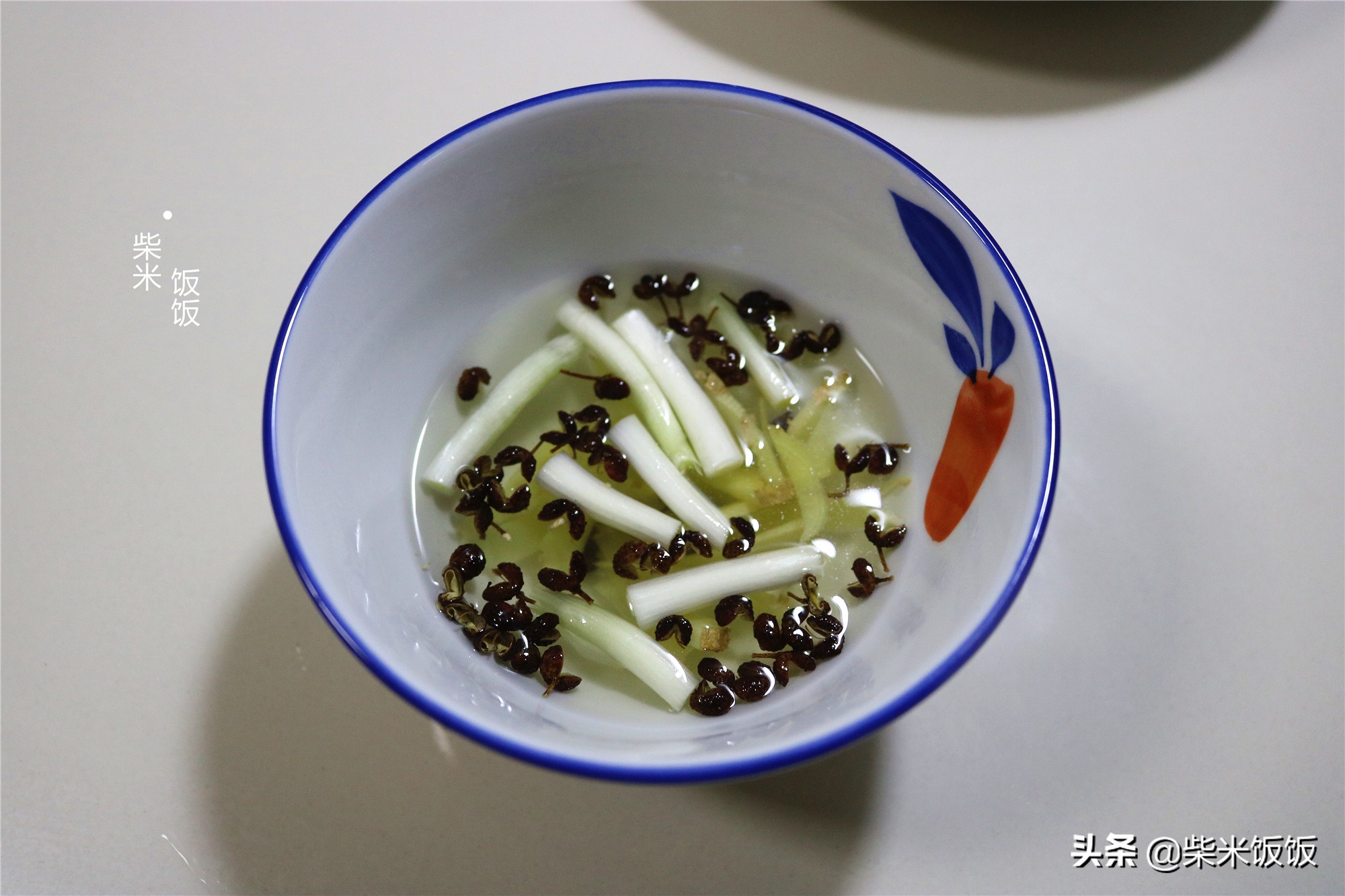 餛飩的家常做法，從擀皮到調餡全教你，湯鮮肉香，太好吃了