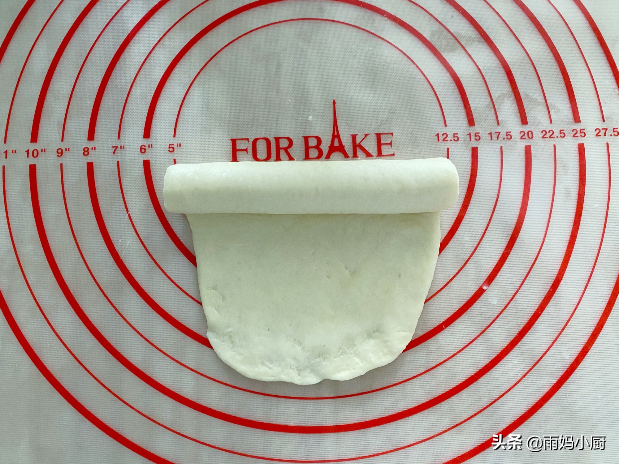 烘焙新手入門必做的小麵包，鬆軟細膩又美味，放三天也不硬