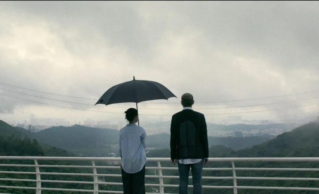 江西小伙把深圳拍成这样，看得人很不舒服，却