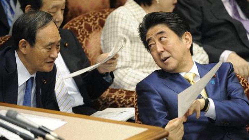 民眾要求�逮捕安倍�，菅義偉急忙撇清關係，這與美國脫不了乾系？