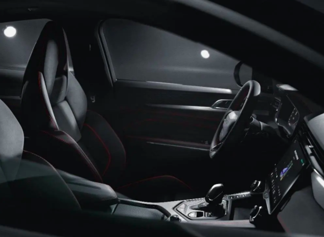 17.58万起的领克05，值不值得买？老司机：低配最