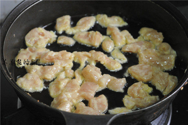 I never fry chicken breasts. Since I learned this method, I have done it 5 times a week, but my child is not enough