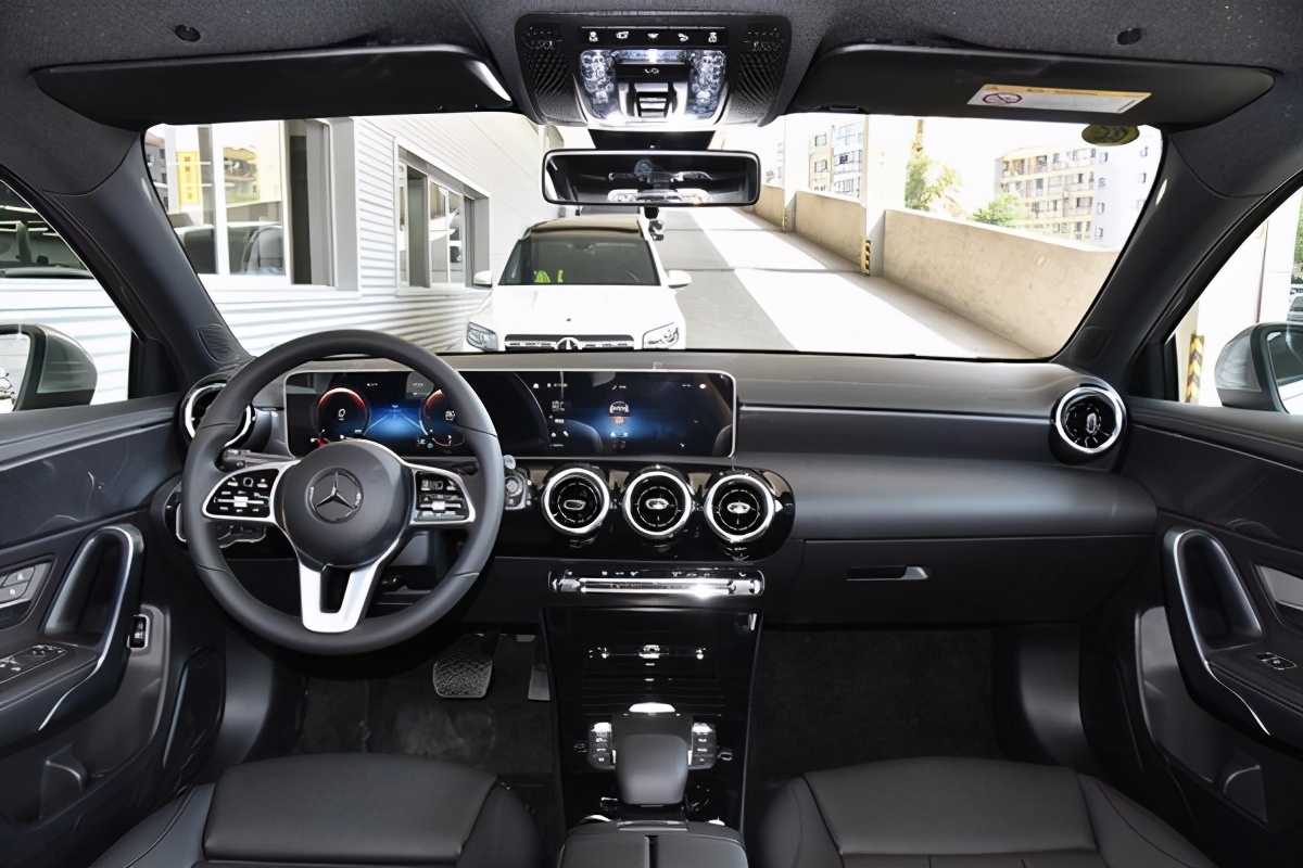 人人都在调侃它,但我却认为它是矮子里的将军,体验奔驰a级_太平洋号