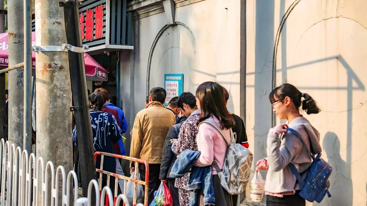 我用100张照片，告诉你武汉人是怎么过早的