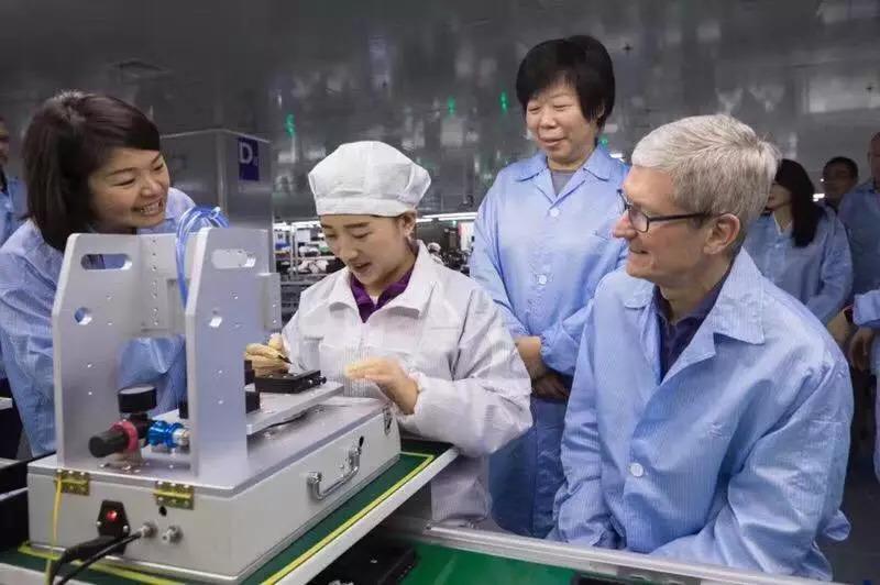 打工妹从老东家离职创业，老板非但没责备，还