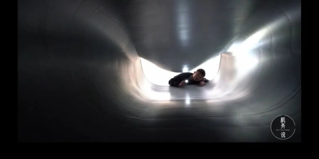 歼10C进气道鼓包背后藏了什么？官媒首次大尺度曝光：竟然长这样