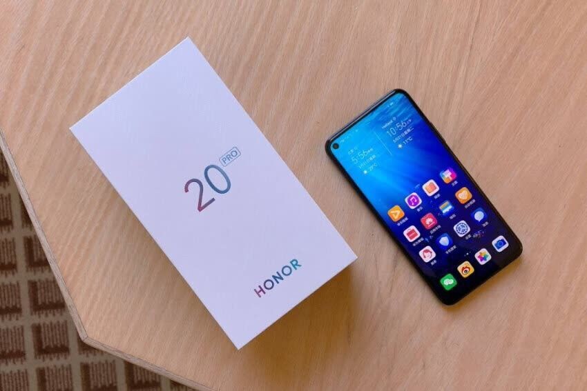麒麟7nm+鸿蒙系统+双OIS，跌至1548元，从高端市场跌至低端市场