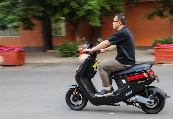電動車騎多久才考慮換新？有的車建議一年就換，你的車騎多久換？