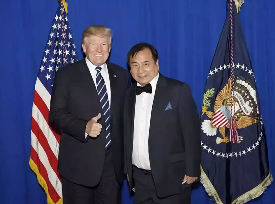 奥巴马、特朗普都与他交好！人生最辉煌时，“