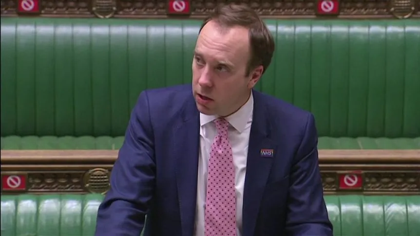 倫敦變毒城，萬人大逃離！ 英政客竟稱�拜中國所賜�，中國記者直接爆粗