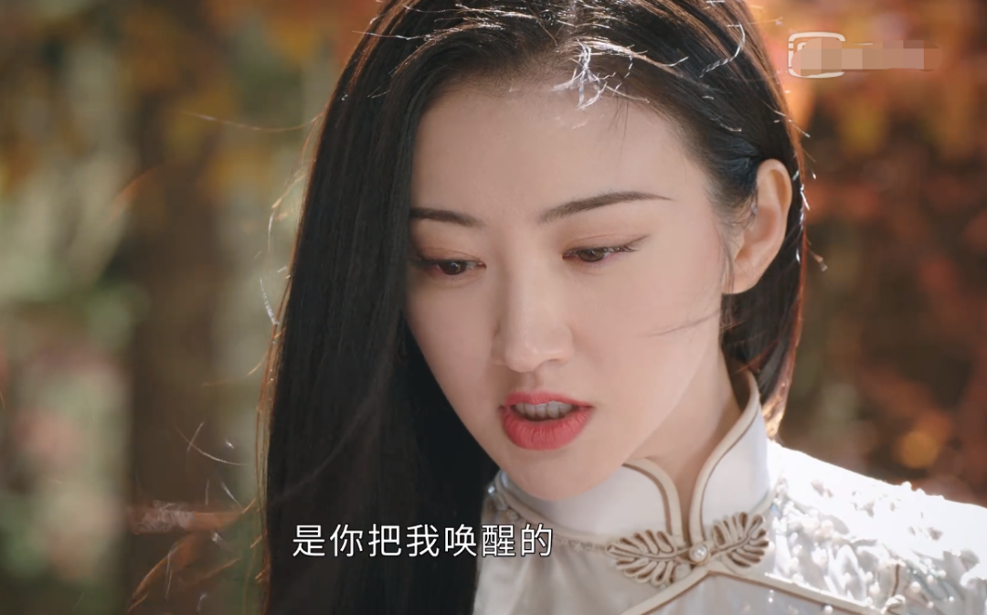 《司藤》首播！景甜无惧怼脸拍，剧情还原度高，张彬彬演技却拉垮