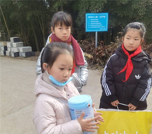 浙江天台有只“放飞的小鸟”与山区“金学霸”