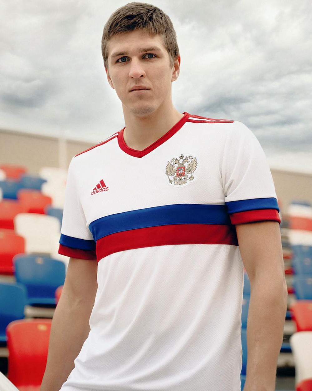 Adidasi releases Russia nation group brand-new guest field polo shirt