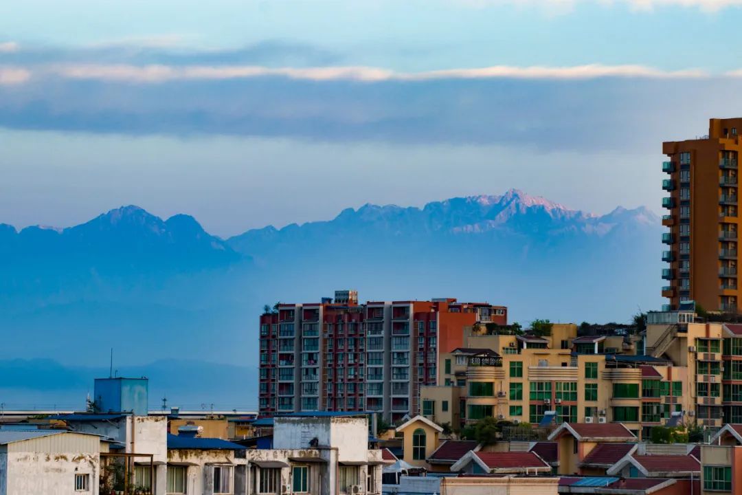 高速15分钟直达，这座城市比成都更安逸，却有