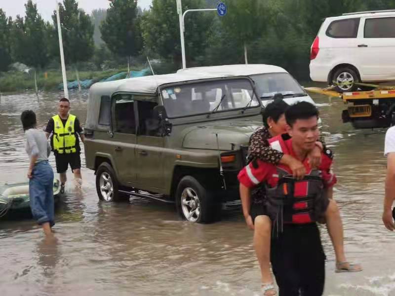 黄河国学联盟向受灾地区捐赠救灾物资
