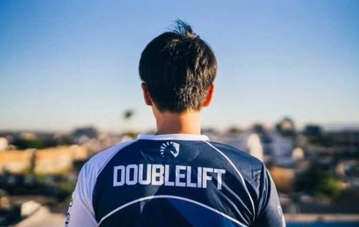 Doublelift退役亲笔：成为电竞选手，是我的一次重生