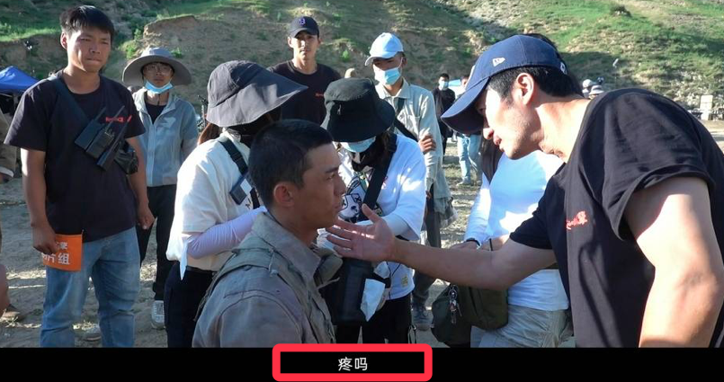 太心疼！吴磊拍戏炸伤脸，脸上全是伤口，他却坚持拍完才就医