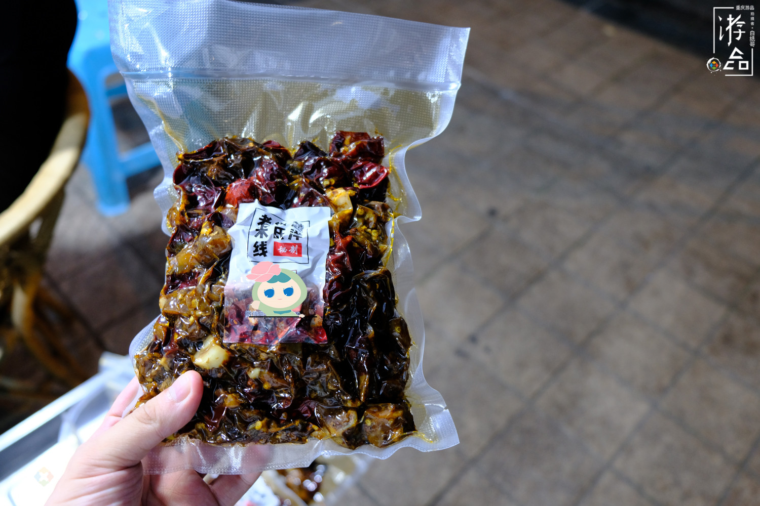 越洋肖氏老米线：杨家坪人从小吃到大，酸菜肉丝加辣子鸡只要17元