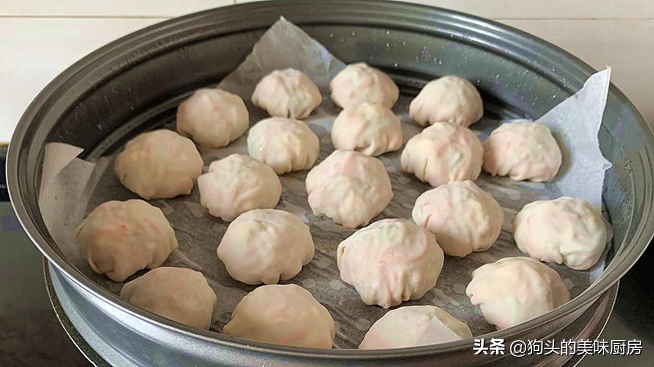 入秋后，我家这道菜经常吃，比丝瓜营养，上锅蒸着吃，太解馋了