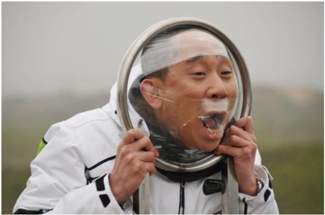 13年前，二人同上春晚，如今賈玲成了老板，那么白凱南哪去了？