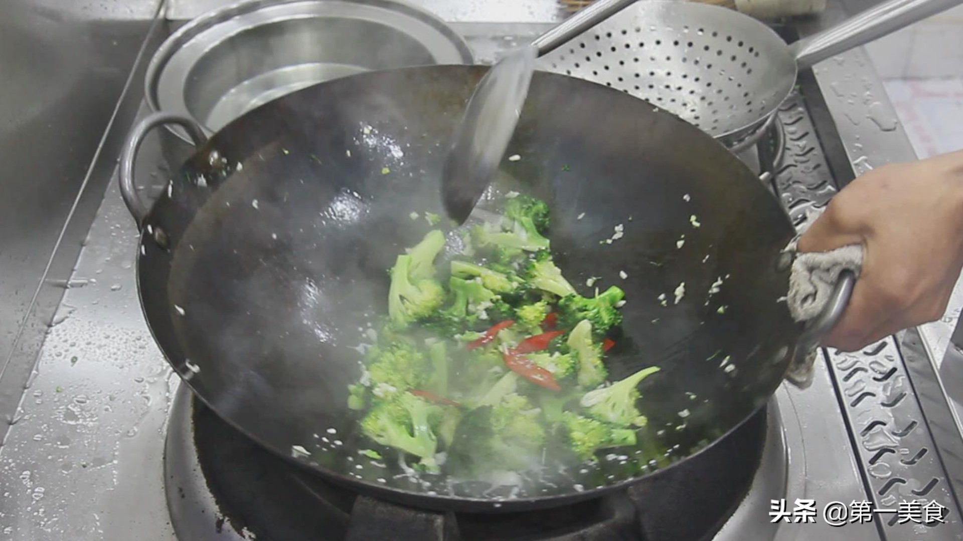 圖片[7]-蒜蓉西藍花正確做法 爽口解膩 制作簡單-起舞食譜網(wǎng)