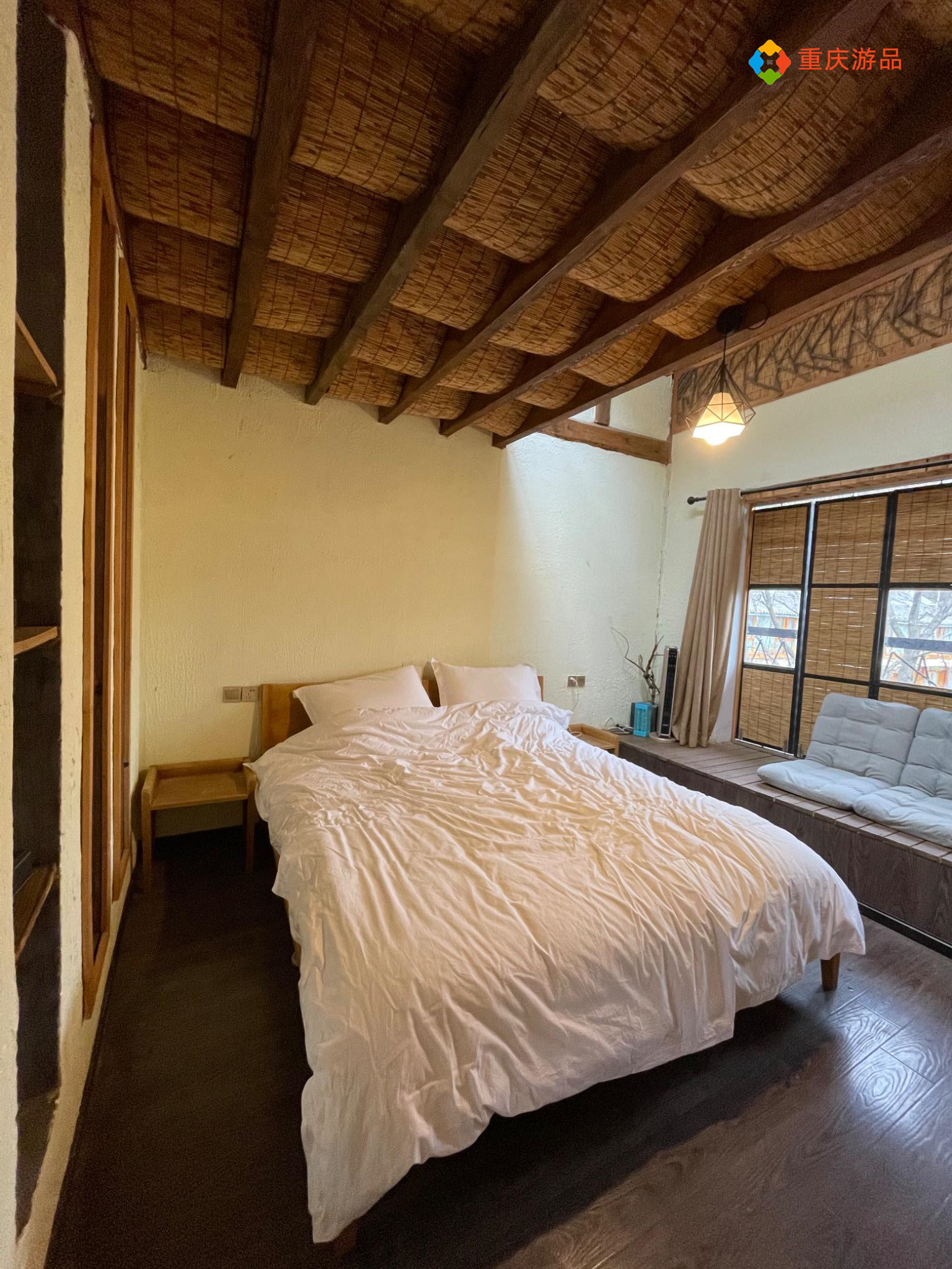 ​重庆小两口环游中国：在泸沽湖被冻得发抖，只能吃自热锅和泡面