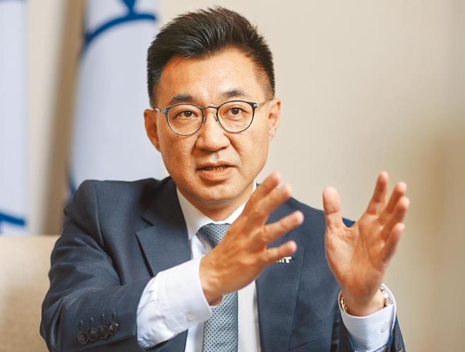 國民黨竟呼籲蔡當局更具體提升雙邊關係，稱�親美是多數台灣民眾的意見�