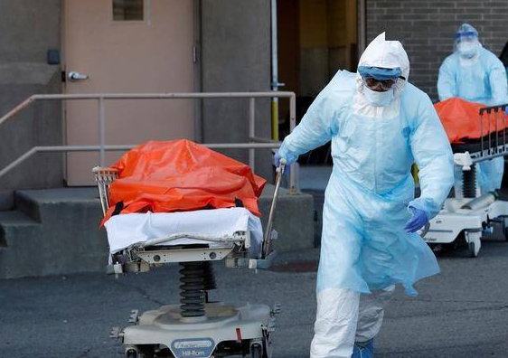 1万多美国人白死了！纽约天气转好，数万人涌入