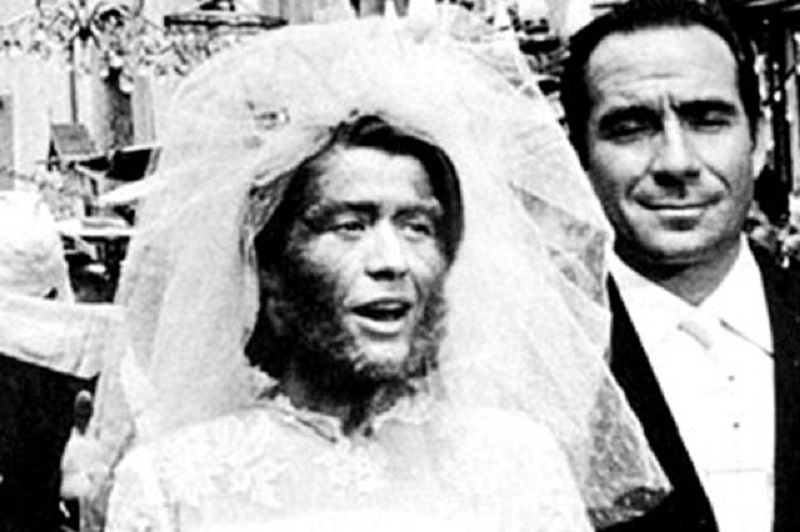 她被称为最丑女人，一生因奇特长相被当摇钱树