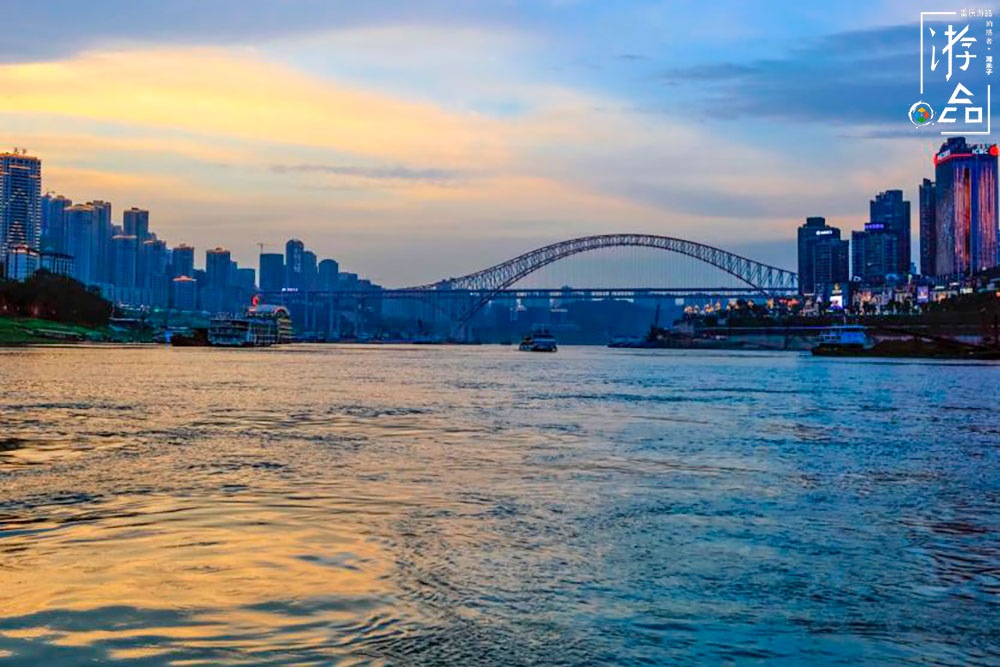 重庆两江游避坑指南：从购票选择到登船占位，每个环节都必须注意