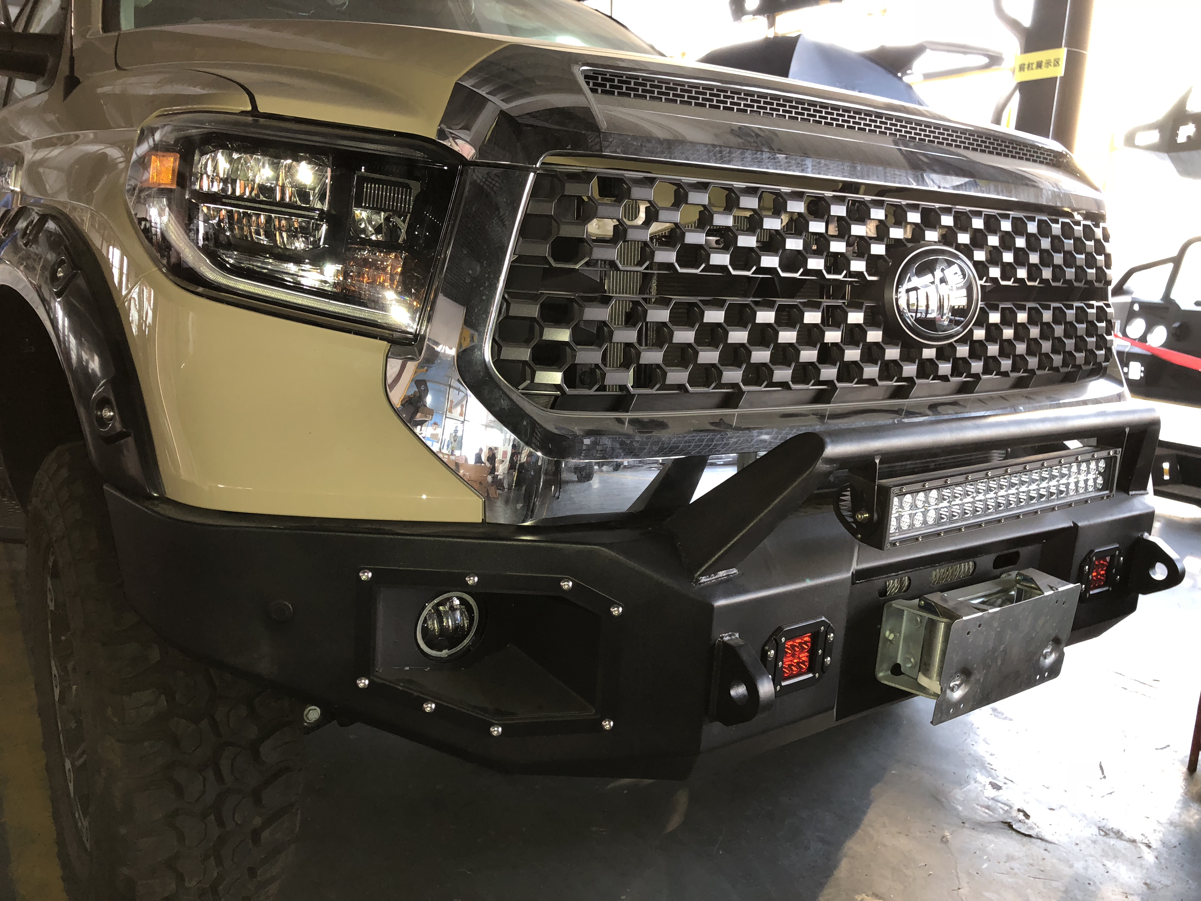 20款平行进口丰田坦途trd版皮卡优惠价