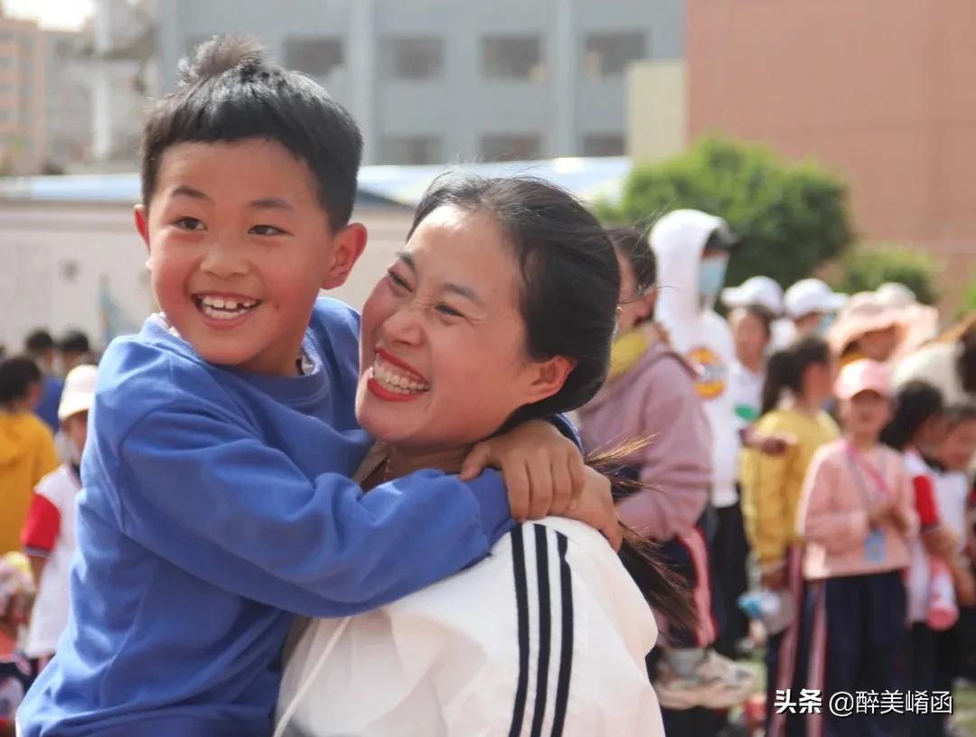 陕州区实验小学怎么样?春季田径运动会掠影(图32)