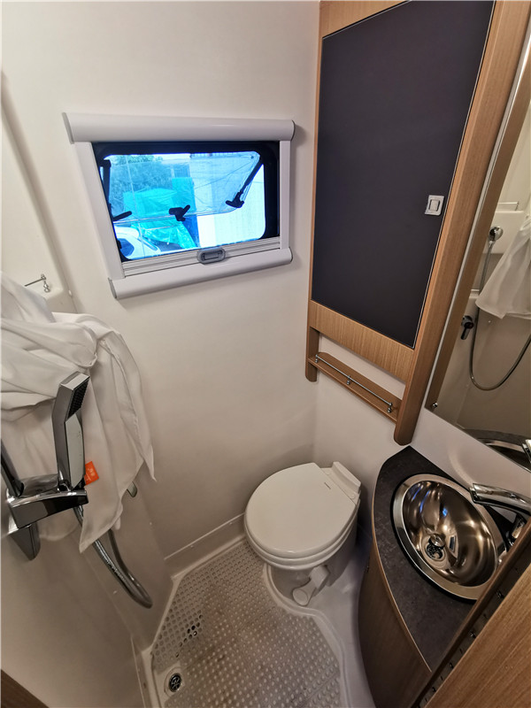 奇瑞瑞弗V820依维柯双拓展房车，最大空间最豪内饰