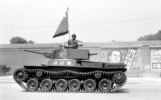 老照片：1950年新中国首次国庆大阅兵珍贵旧影，每一张都值得收藏