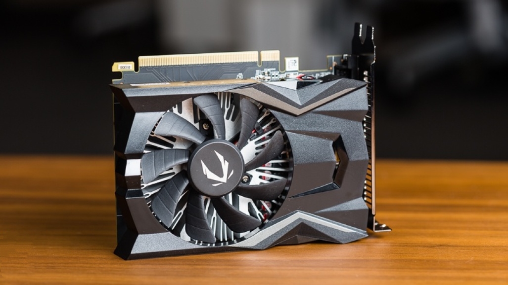 RX 5300突然发布，定位入门级游戏显卡！刀法堪比老黄