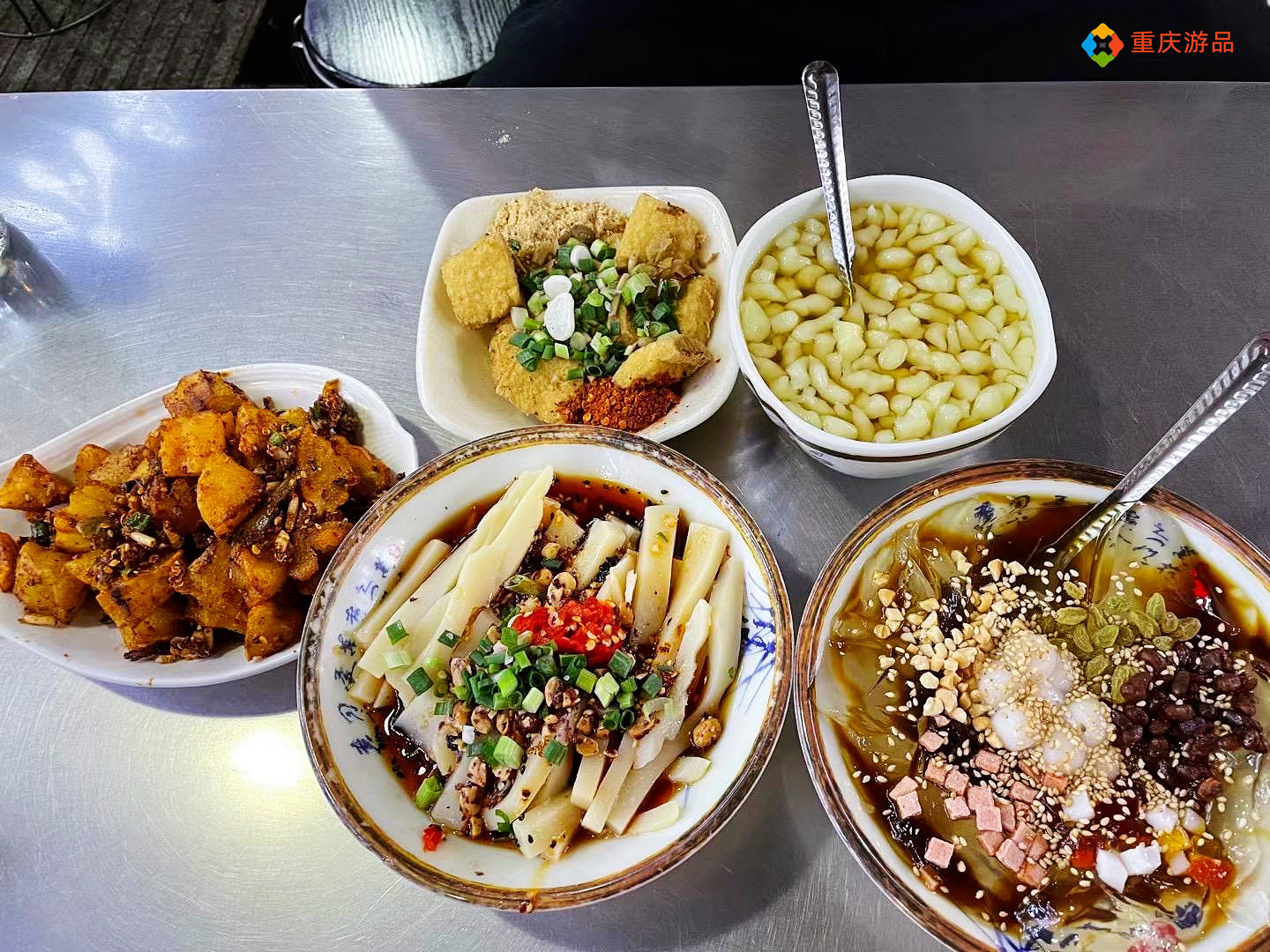 重庆小两口环游中国：西昌美食之旅，包浆豆腐一定要来两份