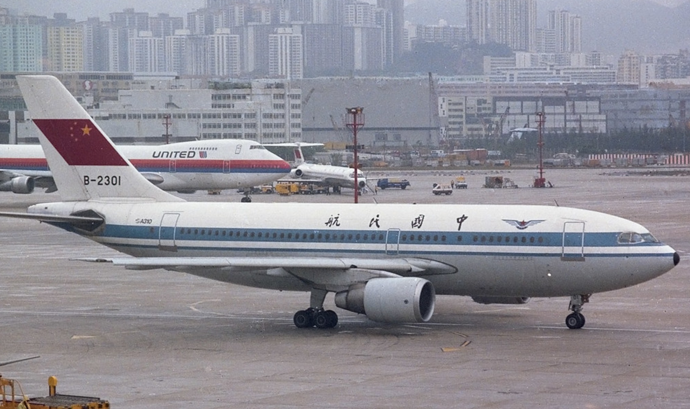 80年代中国第一批空客飞机，每架的故事都足够精彩，空客A310