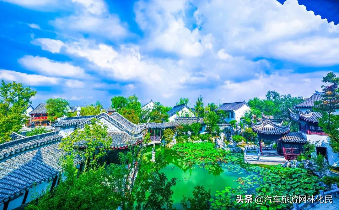 “五一”乐翻天，龙园景区游人如织，秩序井然