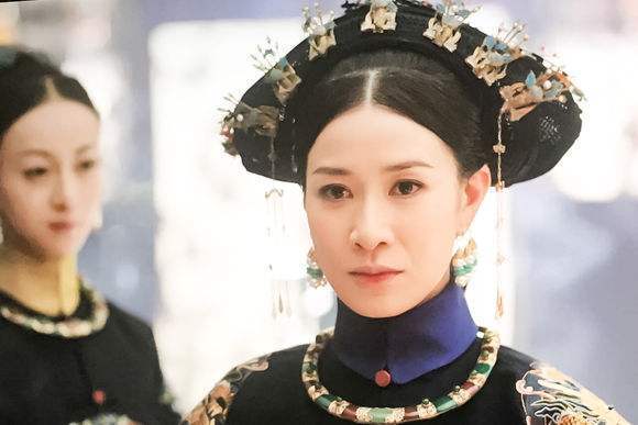 大清皇后一年工资是多少钱？