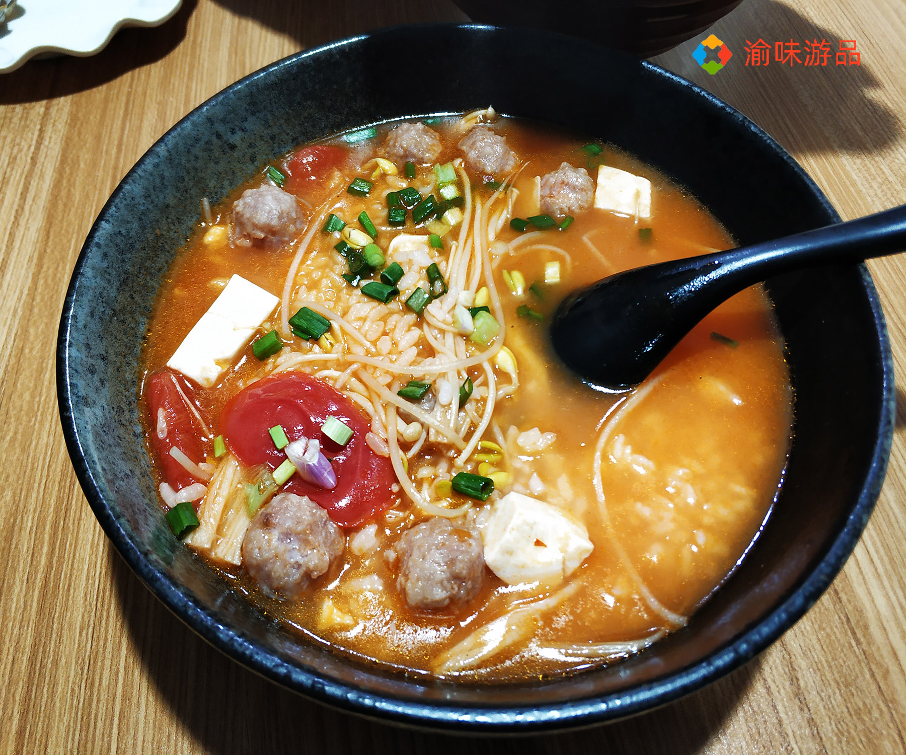 毕业多年，重庆城管校食堂的毛血旺，依旧是舌尖上难忘的记忆