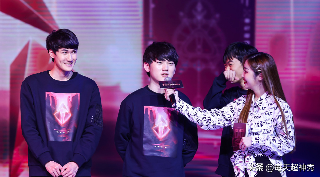 Prepare for war spring contest, jackeylove carries the fraction on Zhuo, ming Kai is innocent lie be defeated