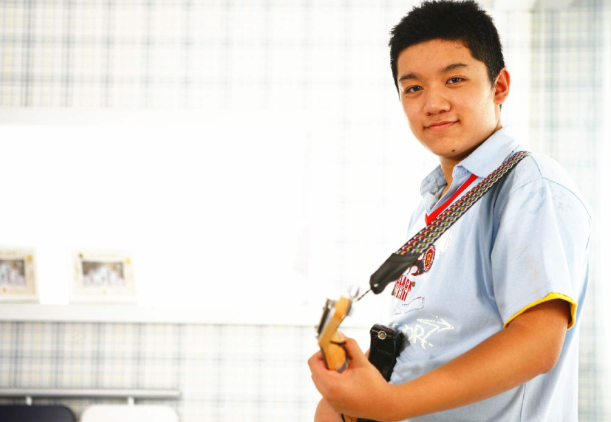 “小雨”尤浩然：3岁出道，高考3次才入北影，女