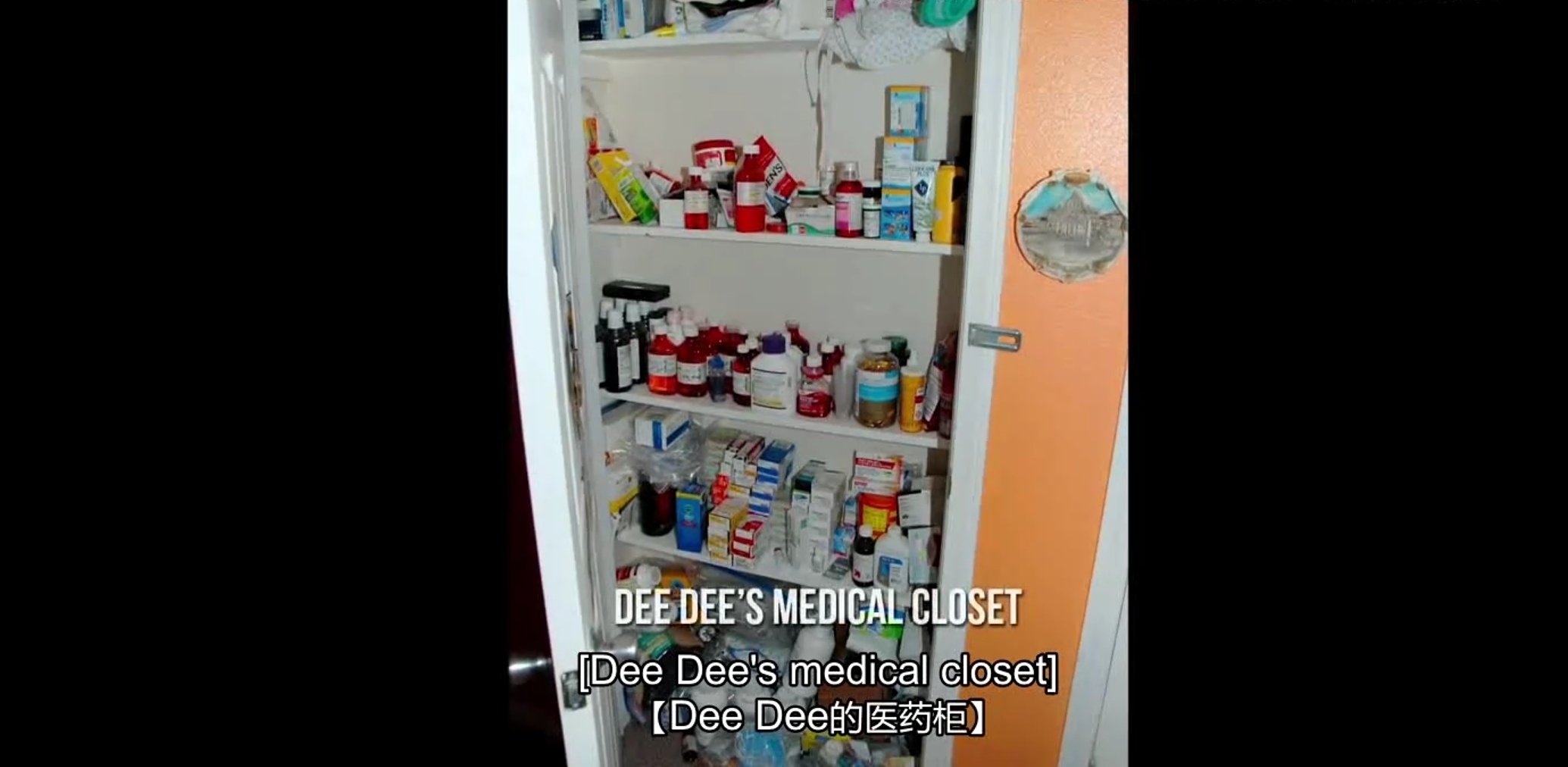 歹毒妈妈给健康女儿疯狂吃药，做上百次手术，